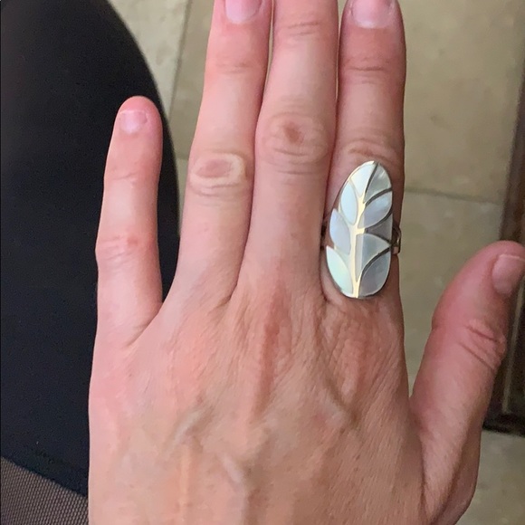 Mother of Pearl Inlay sterling silver ring - Picture 8 of 8